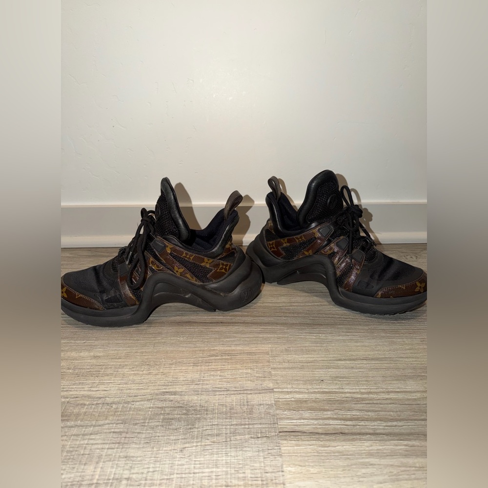 Louis Vuitton, black and brown archlight sneaker - Picture 6 of 12